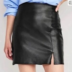 Old Navy Black Faux Leather Mini Skirt With Side Slit